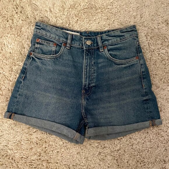 Zara Pants - Zara Mid Wash Rolled Hem Denim Shorts - Blue